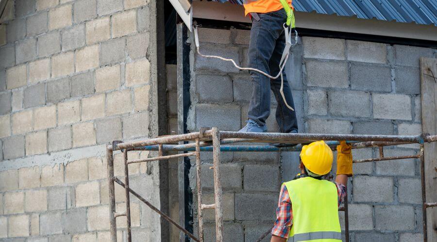 Expert new roof installation services in Williamsburg, MO